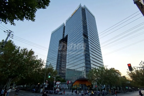 金虹桥国际中心写字楼出租,长宁地标建筑,2号线地铁口拼多多总部,商业